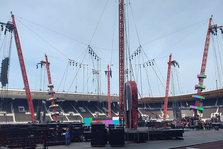 Stage building for Ed Sheeran on Helsinki Olympic Stadium